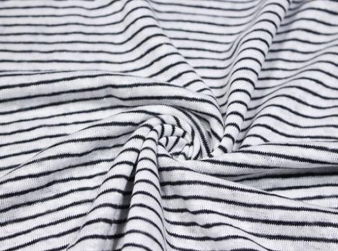 Λινό ζέρσεϊ πλεκτό: Η σύγχρονη συγχώνευση παράδοσης και καινοτομίας στα κλωστοϋφαντουργικά προϊόντα